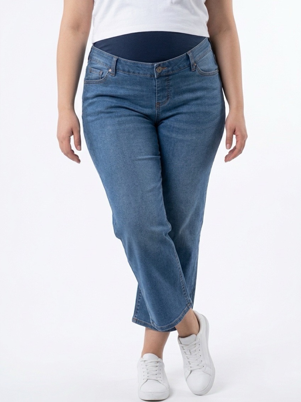 Time and Tru Women's Blue Cropped Straight-Leg Jeans